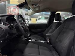 تۆیۆتا کۆرۆلا